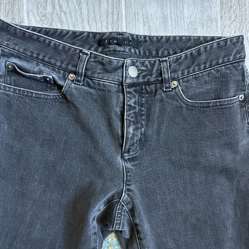 Theory Charcoal Denim Straightleg 5 Pocket Jeans size 10 runs like a size 4